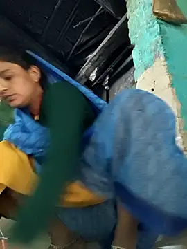 Madhu cute online show from February 18, 2:18 am