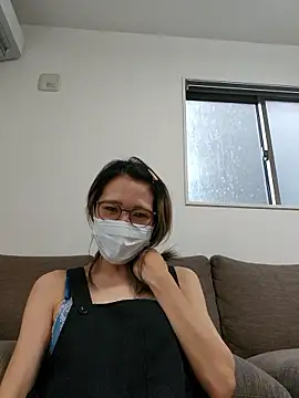tomatocjin124 online show from May 1, 2:16 am