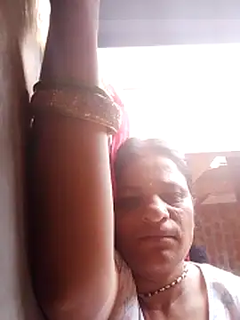 CUTE Ishpa online show from April 21, 8:09 am