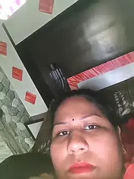 Snapshot of SexyKajal_758 chatting on February 17, 7:16 am SexyKajal 758 online show from February 17, 7:16 am