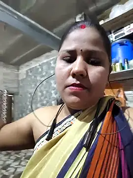 Snapshot of SexyKajal_758 chatting on March 18, 7:00 am SexyKajal 758 online show from March 18, 7:00 am