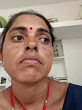 Snapshot of Mahima_rani34 chatting on August 4, 9:34 am Mahima rani34 online show from August 4, 9:34 am