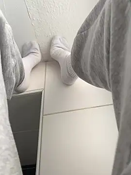 EmmiPemmi online show from March 31, 12:05 pm