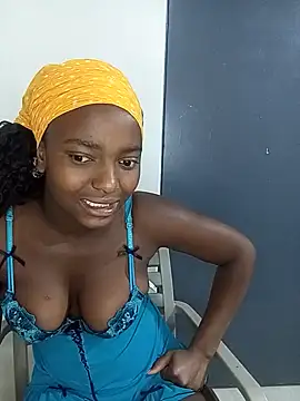 ShyNaughtyBabe online show from May 15, 7:37 am