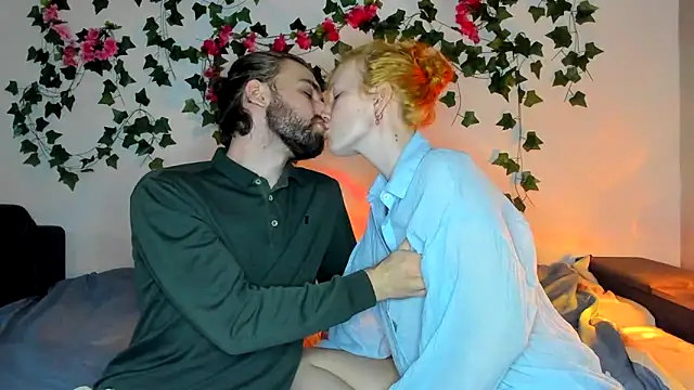 Stacy Liam online show from April 17, 7:39 pm