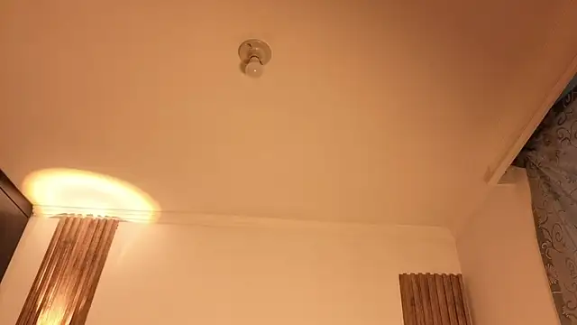 cute emmma online show from April 17, 11:02 am