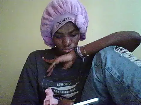 Sexxy paid online show from February 18, 5:58 am