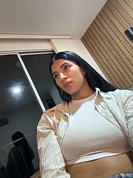 Snapshot of Ema_Rose_ chatting on May 31, 4:09 am Ema Rose online show from May 31, 4:09 am