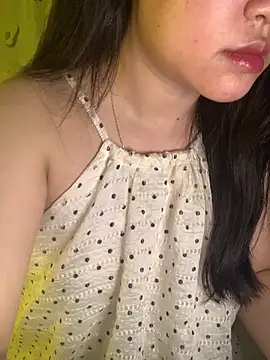 Snapshot of Sofiababy22 chatting on June 3, 2:55 pm Sofiababy22 online show from June 3, 2:55 pm