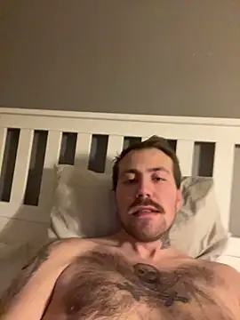 Snapshot of Slugochsugen chatting on February 6, 4:54 pm Slugochsugen online show from February 6, 4:54 pm