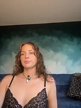 Snapshot of miamiamuse chatting on February 21, 4:08 pm miamiamuse online show from February 21, 4:08 pm