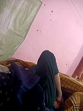 Snapshot of Desipari_777 chatting on February 21, 4:19 pm Desipari 777 online show from February 21, 4:19 pm