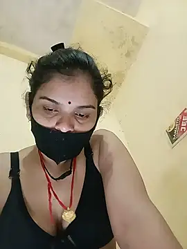 Snapshot of Krishna_pal chatting on August 6, 6:21 pm Krishna pal online show from August 6, 6:21 pm