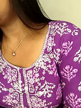 Deshi bhabhi143 online show from April 11, 6:07 am