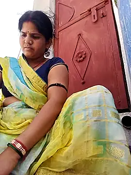 Kashish Love143 online show from April 17, 3:42 am