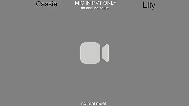 Snapshot of girls_secrets chatting on February 3, 11:04 am girls secrets online show from February 3, 11:04 am