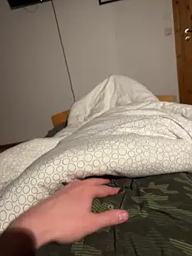 SecretCouple23 online show from March 20, 6:35 pm