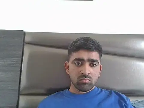 rajj3599 online show from March 11, 6:19 am