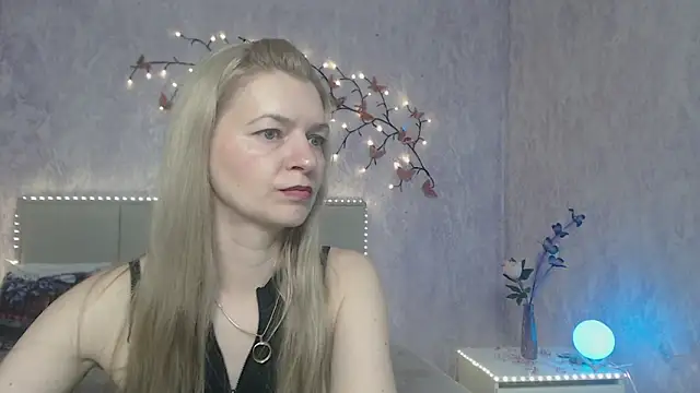 MelissaTyler online show from March 4, 12:00 pm