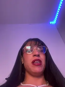 Snapshot of ValentinaEvanz chatting on July 25, 7:44 pm ValentinaEvanz online show from July 25, 7:44 pm