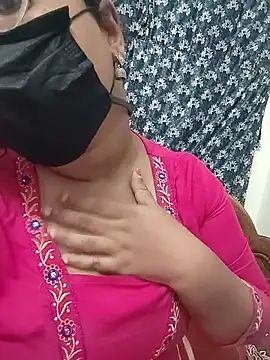 Snapshot of MaggieTelugu-15 chatting on February 28, 8:04 am MaggieTelugu-15 online show from February 28, 8:04 am