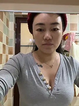 Molly-xiao online show from March 11, 11:55 pm