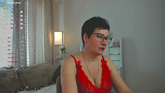 JennyMons online show from March 31, 8:26 am