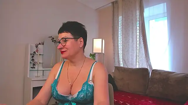 Snapshot of JennyMons chatting on April 19, 8:13 am JennyMons online show from April 19, 8:13 am