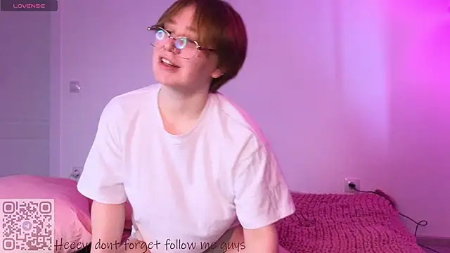 starsonthesky online show from April 10, 12:21 pm