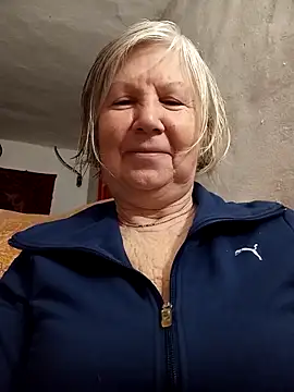 KlaudiaDarling online show from February 21, 12:00 am