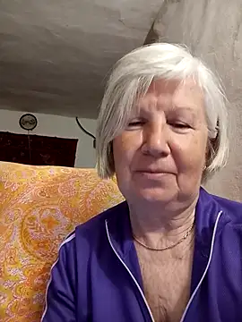 KlaudiaDarling online show from April 5, 5:32 pm