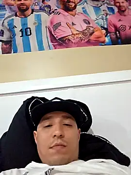 HoofedCylinder online show from March 22, 5:00 am