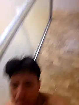 HoofedCylinder online show from April 6, 2:07 pm