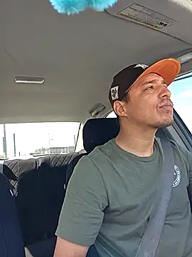 HoofedCylinder online show from April 21, 4:01 pm