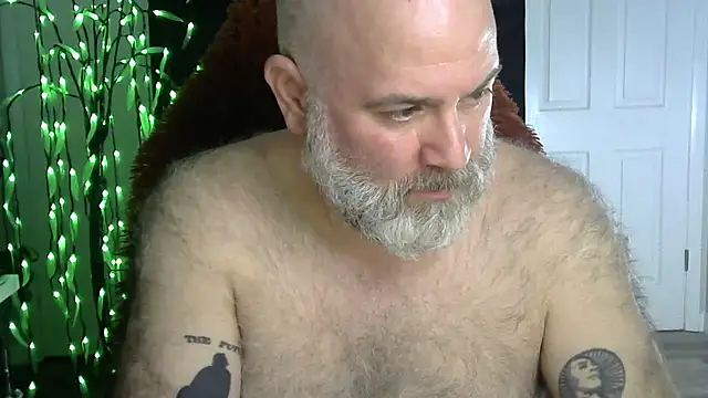 XJJ77x online show from January 7, 4:37 am