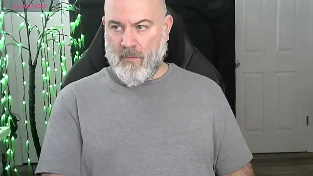 XJJ77x online show from February 17, 3:40 pm