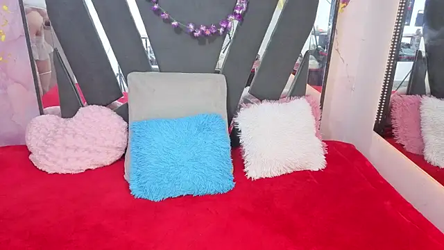 Alice NY online show from March 13, 2:51 am