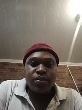 Snapshot of Julio_Don_Dada chatting on April 12, 2:22 pm Julio Don Dada online show from April 12, 2:22 pm