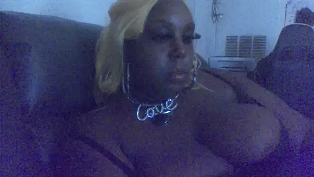 Snapshot of Babyboo3620 chatting on May 18, 7:41 pm Babyboo3620 online show from May 18, 7:41 pm