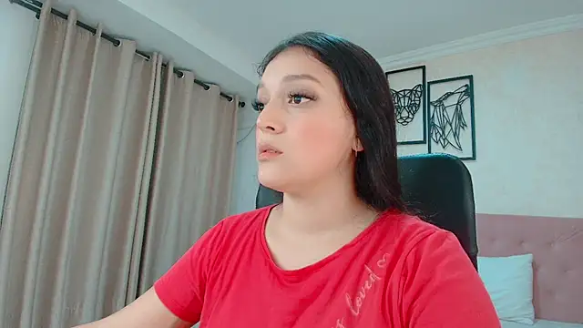 Snapshot of littlemolly_walcott chatting on July 29, 10:30 pm littlemolly walcott online show from July 29, 10:30 pm