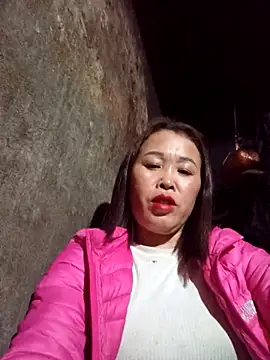 dakota-kis online show from March 11, 11:49 am