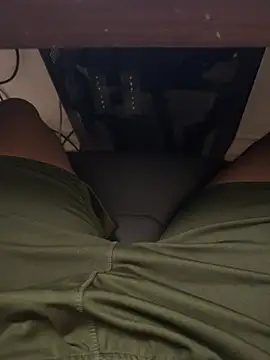 KneelForAlpha online show from March 25, 9:32 pm