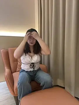 mo-mo-69 online show from April 6, 1:25 am