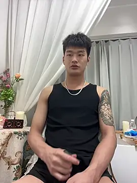 nanda108520 online show from April 12, 11:15 am