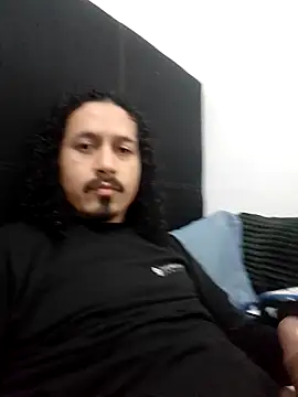 CarlosGM77 online show from April 20, 3:04 pm