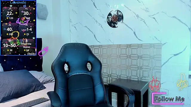 asher lux online show from April 11, 8:57 pm