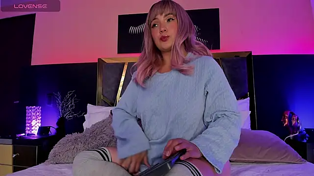 Chloe Connor online show from January 17, 12:48 am