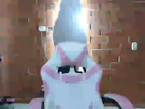 Daphne Grayy online show from April 14, 10:32 am