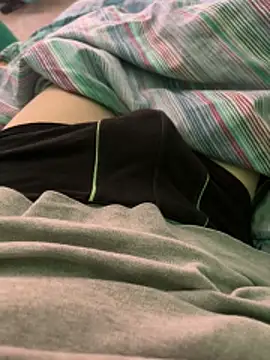 Snapshot of sexyschiavo chatting on May 1, 1:26 pm sexyschiavo online show from May 1, 1:26 pm