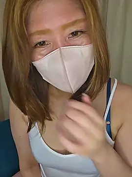 Snapshot of ria-1224 chatting on June 10, 11:53 am ria-1224 online show from June 10, 11:53 am